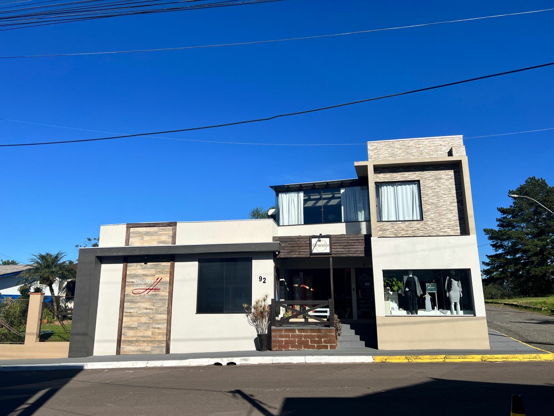 Foto do Sobre de Carla+Igor Kunzler Fotografias - Fotografando pessoas e emoções 